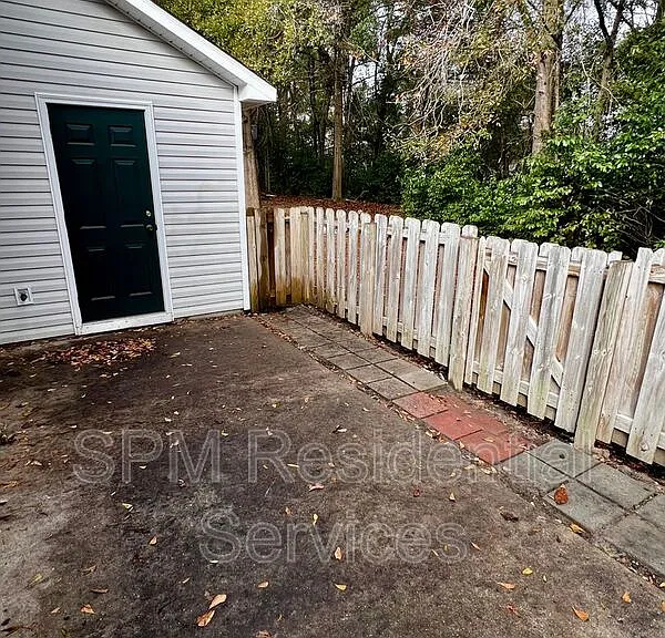 5061 Peachtree Ave — Photo 14