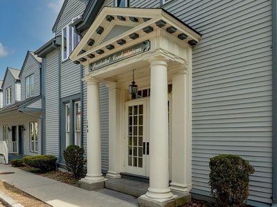 148 Presidents Ln APT 1, Quincy, MA, 02169
