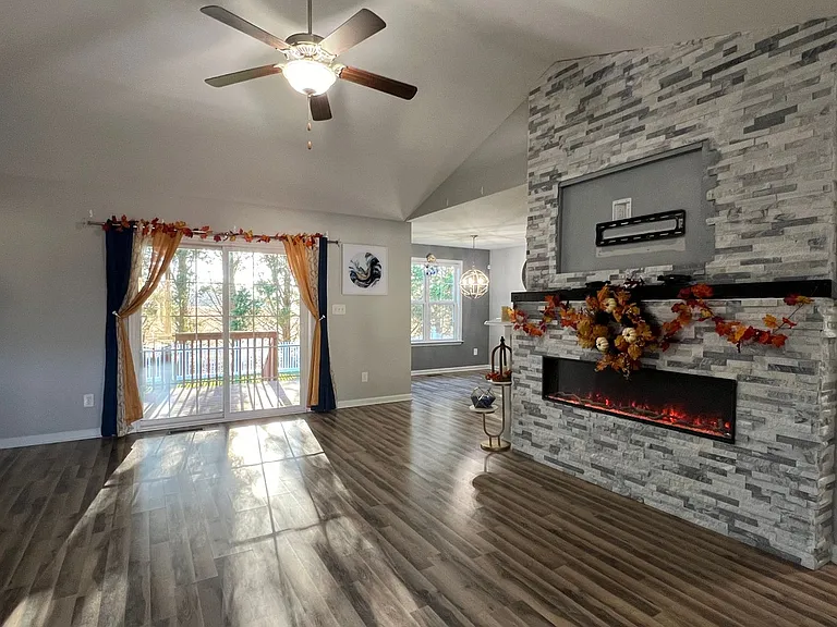 184 Hudson Farms Way — Photo 17