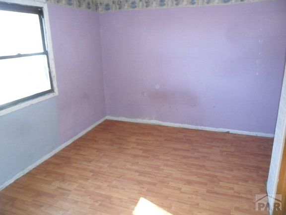 4th image of 2112 E 6th St
