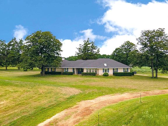 2nd image of 1712 County Road 4240