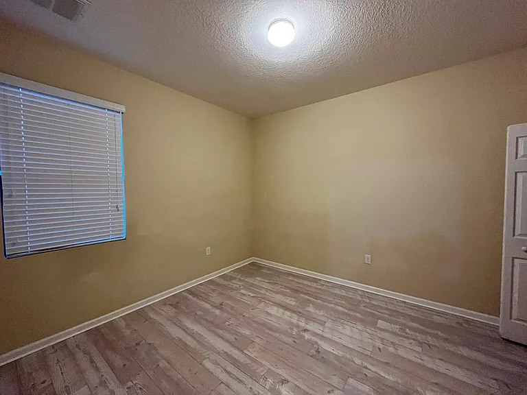 215 Sirius Ct — Photo 14