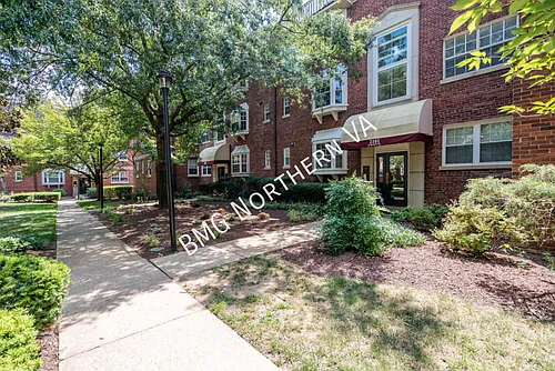 2101 N Scott St #95 Photo 1