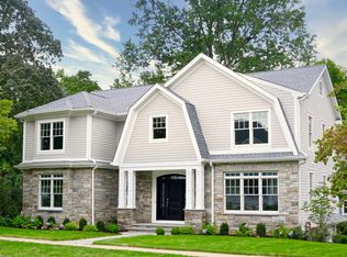 40 Hughes Ave, Rye, NY 10580