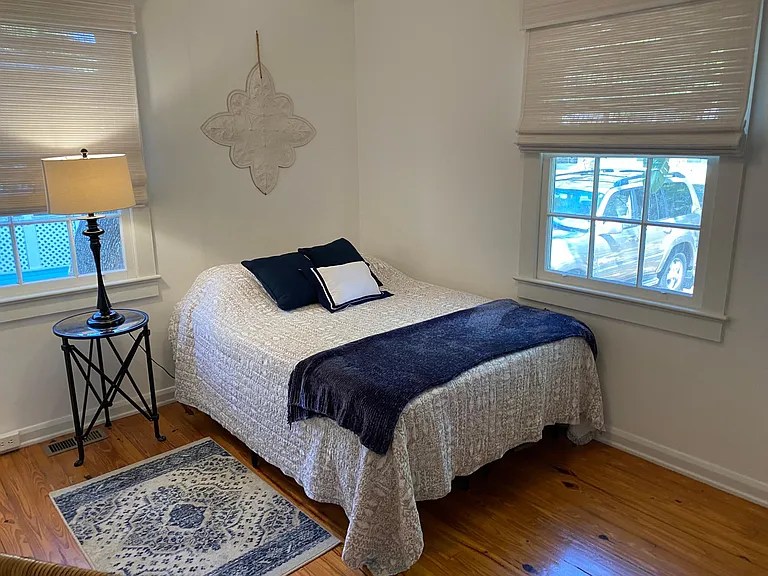 876 Windsor Dr — Photo 15