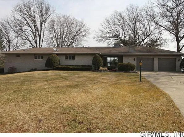 76 Christmas Tree Point, Edwardsville, IL 62025