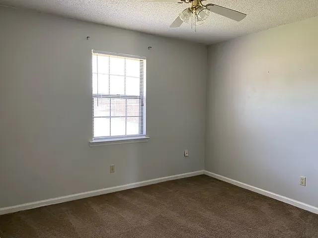 1704 Ashton Dr — Photo 26