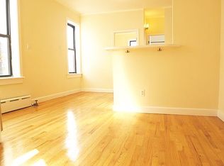 32-22 41st St #12N, Astoria, NY 11103