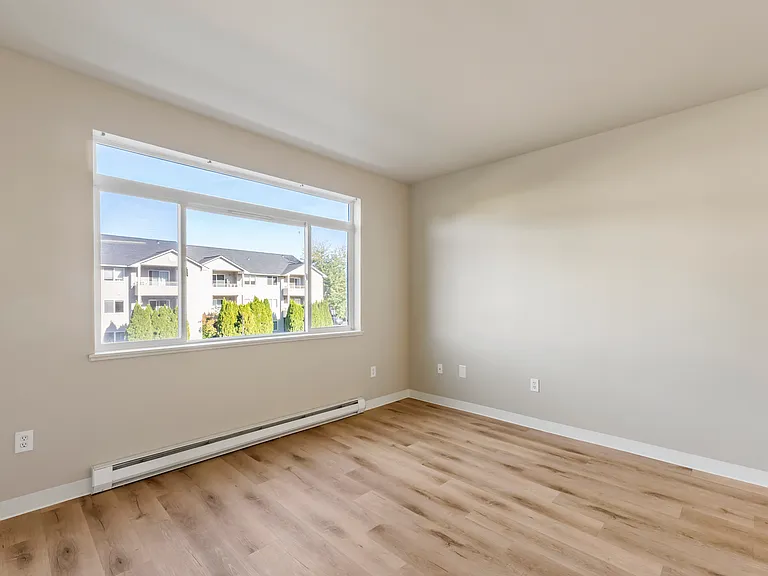 Ashton Apartments — Photo 86