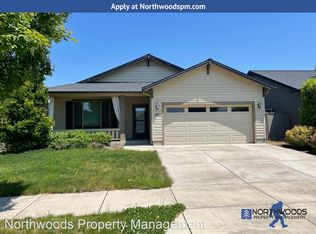 1963 Thomas Rd, Medford, OR 97501