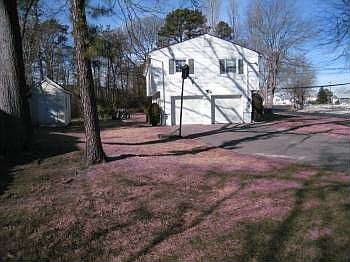 3rd image of 1825 Merrimac Dr