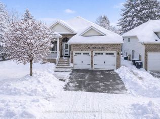 17 Northwood Dr, Wasaga Beach, ON L9Z3B5