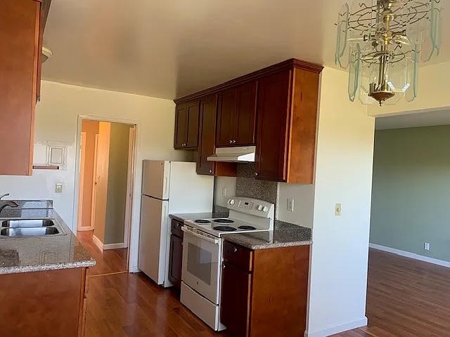 1920 Latham St #15 — Photo 8