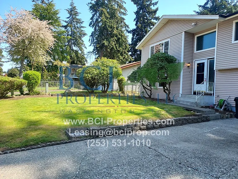 10616 98th St SW — Photo 21
