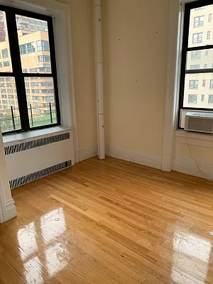 Rented by 220 West 98 Realty LLC | media 18