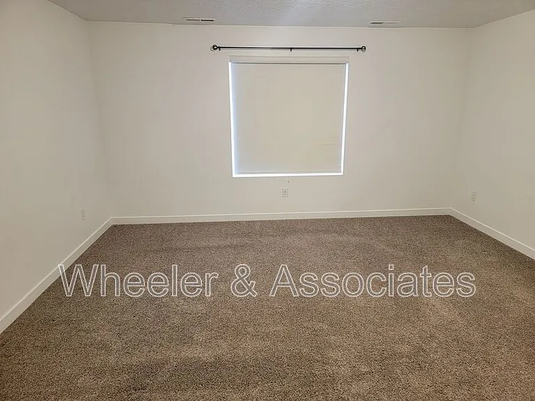3713 W Cold Pond Ave — Photo 34
