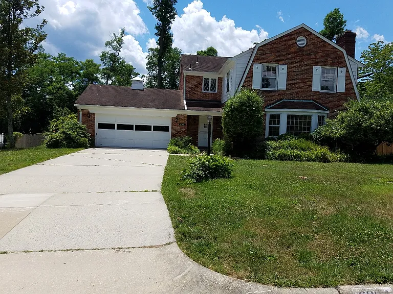 6004 Highboro Dr — Photo 1