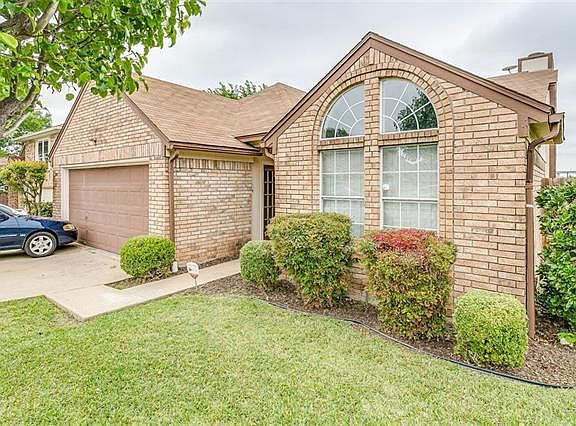3rd image of 4723 Shorewood Dr