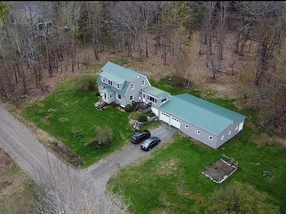 3rd image of 17 Old Pond Road