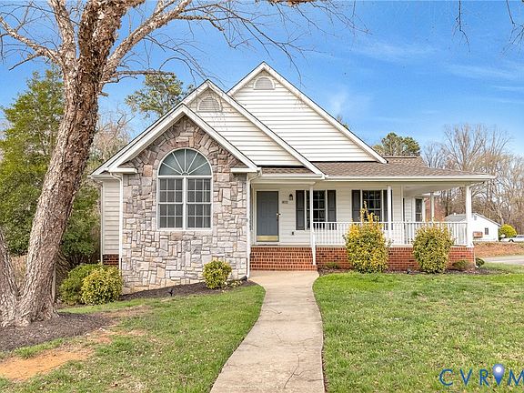 3rd image of 8222 Eagle Creek Pl