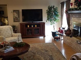 716 Charter Oaks Dr, Conroe, TX 77302