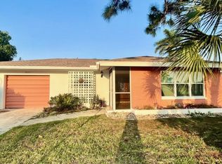 3611 SE 8th Pl, Cape Coral, FL 33904