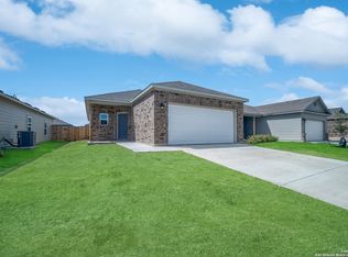 14659 Hackamore Way, Elmendorf, TX 78112