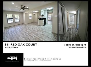 841 Red Oak Ct, Azle, TX 76020