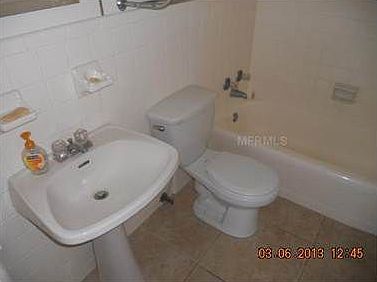 4th image of 400 N Walton Ave