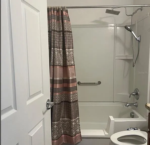 576 Cantabria Dr — Photo 17
