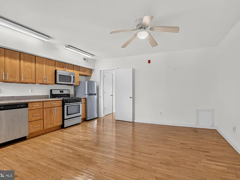 4307 Locust St #3 — Photo 1