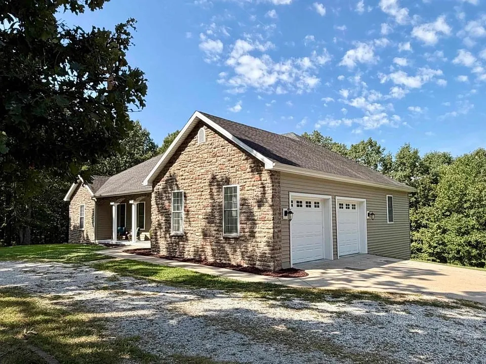 21377 Lost Valley Rd