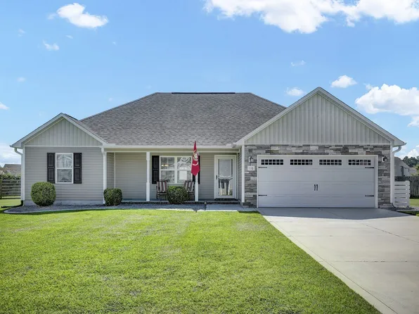 116 Bridgeport Dr, Sneads Ferry, NC 28460