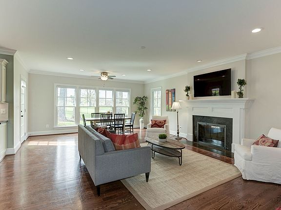 5th image of 2773 N Wakefield St
