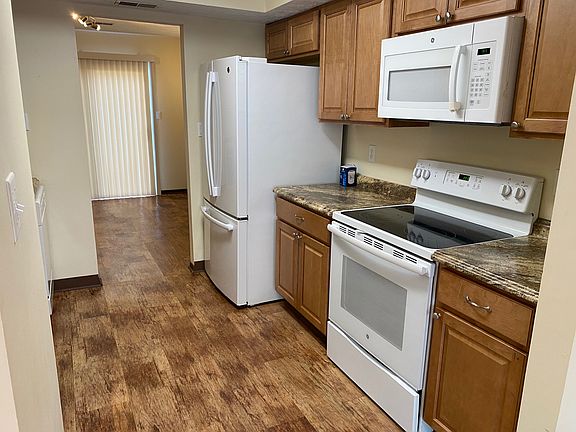 4th image of 202 Morgan Dr #End