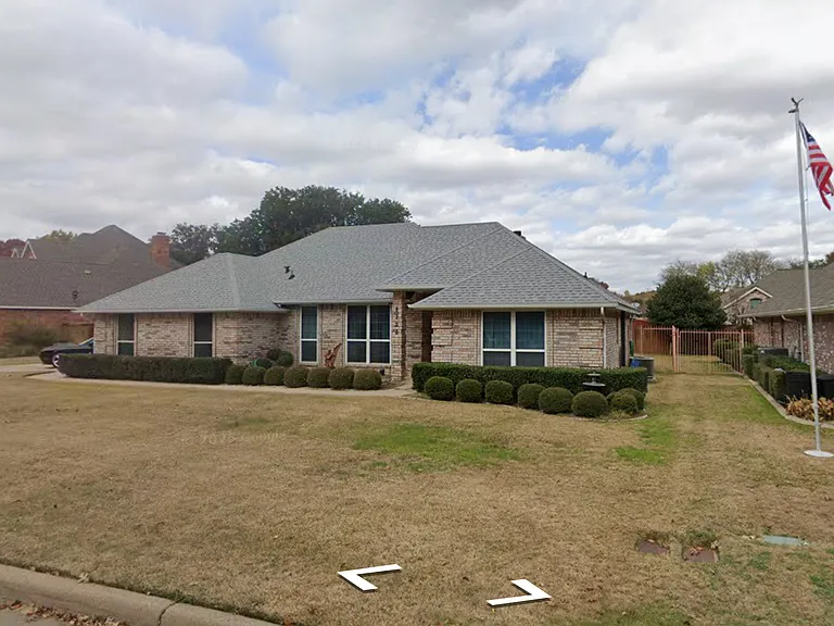 8226 Meadowside Dr — Photo 3