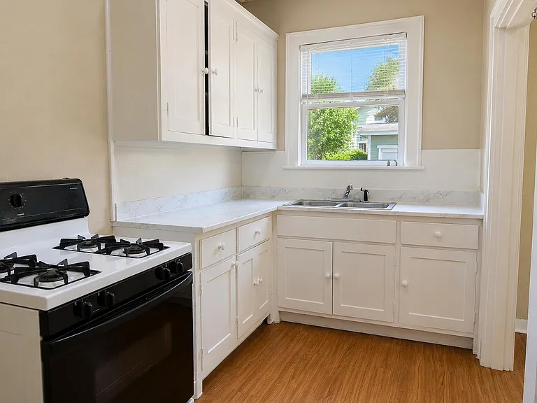 1407 Fillmore St — Photo 12