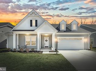 419 Quiet Creek Dr, Gettysburg, PA 17325