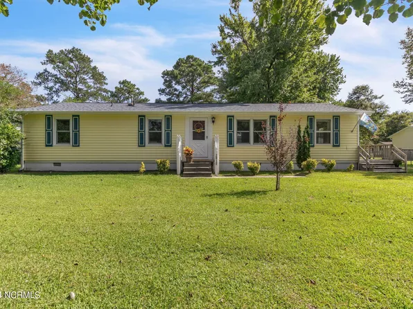 2912 Newport Circle, Newport, NC 28570