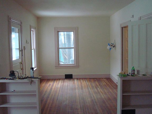 2nd image of 22 Harlem St