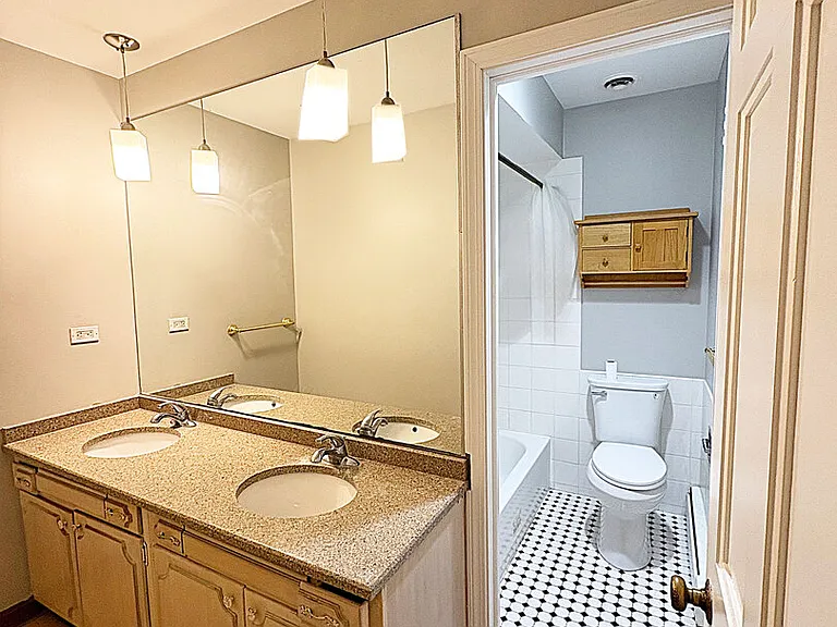 114 W Hillside Ave — Photo 15