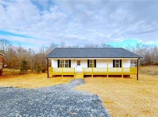 4700 Beau Ct, Trinity, NC 27370