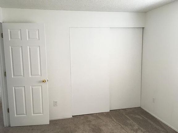 5th image of 210 E 36th St APT A