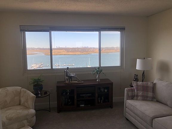 4th image of 200 Cove Way Unit 703