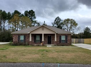 13679 James Copeland Dr, Mobile, AL 36695