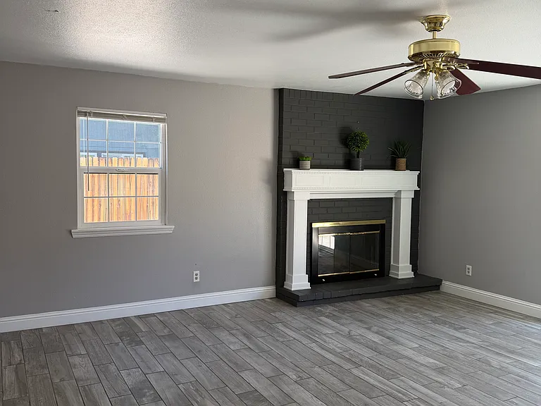 840 Singingwood Dr — Photo 10