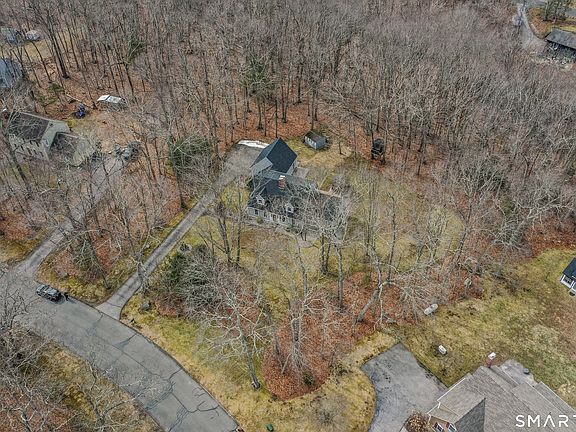 3rd image of 157 Highland Road