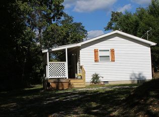 9797 Mason Lewis Rd, Maysville, KY 41056