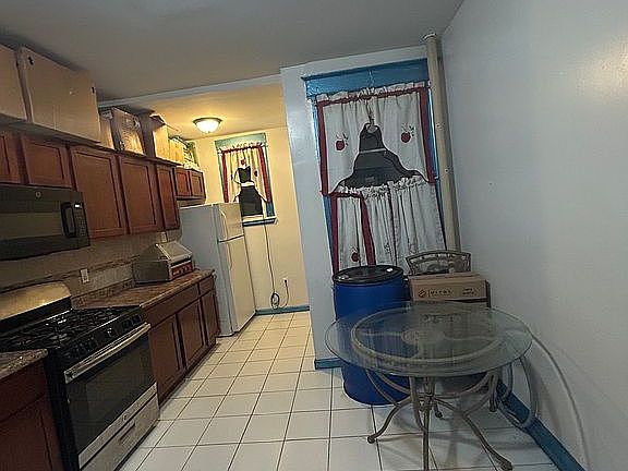 5th image of 8-10 Treacy Ave