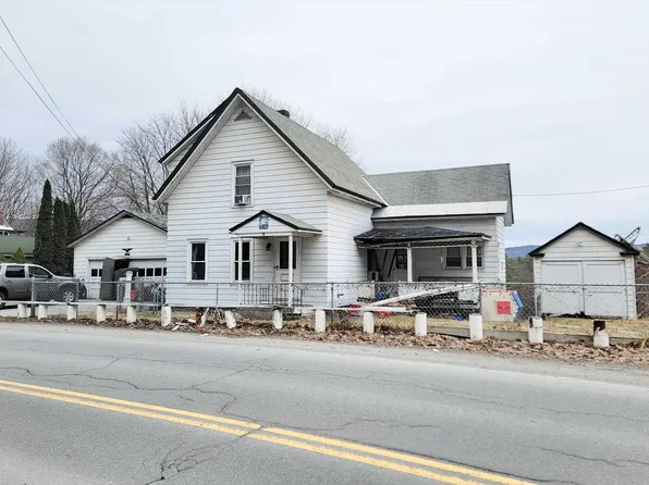 527 VT Route 121, Rockingham, VT 05101